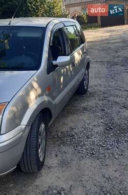 Хэтчбек Ford Fusion 2007 в 