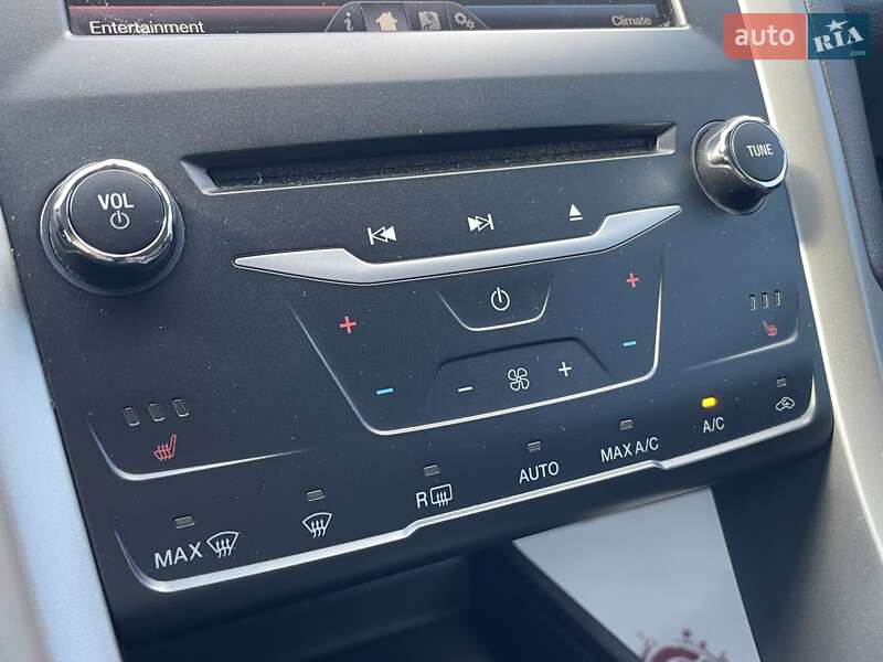 Седан Ford Fusion 2013 в Дніпрі