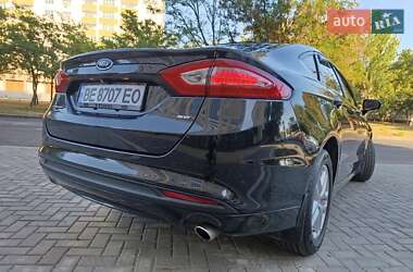 Седан Ford Fusion 2014 в 