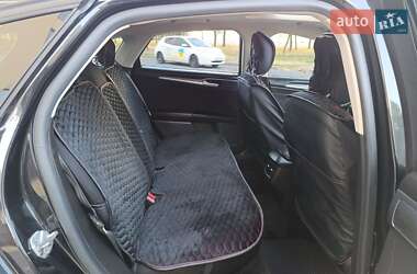 Седан Ford Fusion 2014 в 