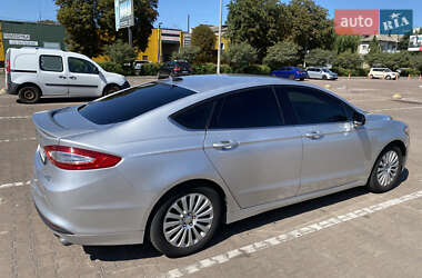 Седан Ford Fusion 2014 в 