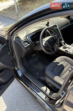 Седан Ford Fusion 2012 в 