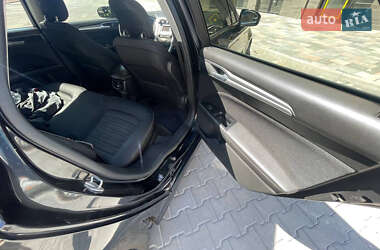 Седан Ford Fusion 2013 в 