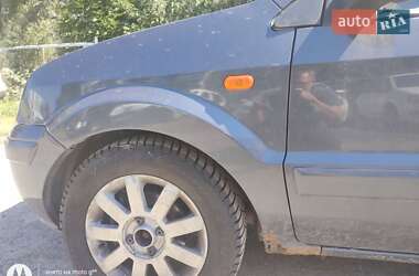 Хетчбек Ford Fusion 2010 в 