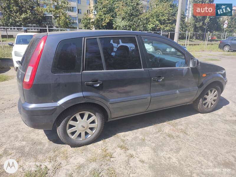 Хэтчбек Ford Fusion 2010 в Киеве