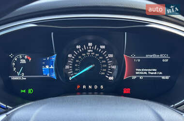Седан Ford Fusion 2015 в 