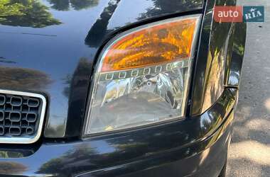 Хэтчбек Ford Fusion 2010 в 