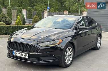Седан Ford Fusion 2016 в Сарнах