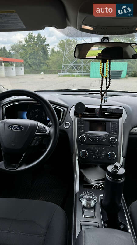 Седан Ford Fusion 2017 в Полтаві