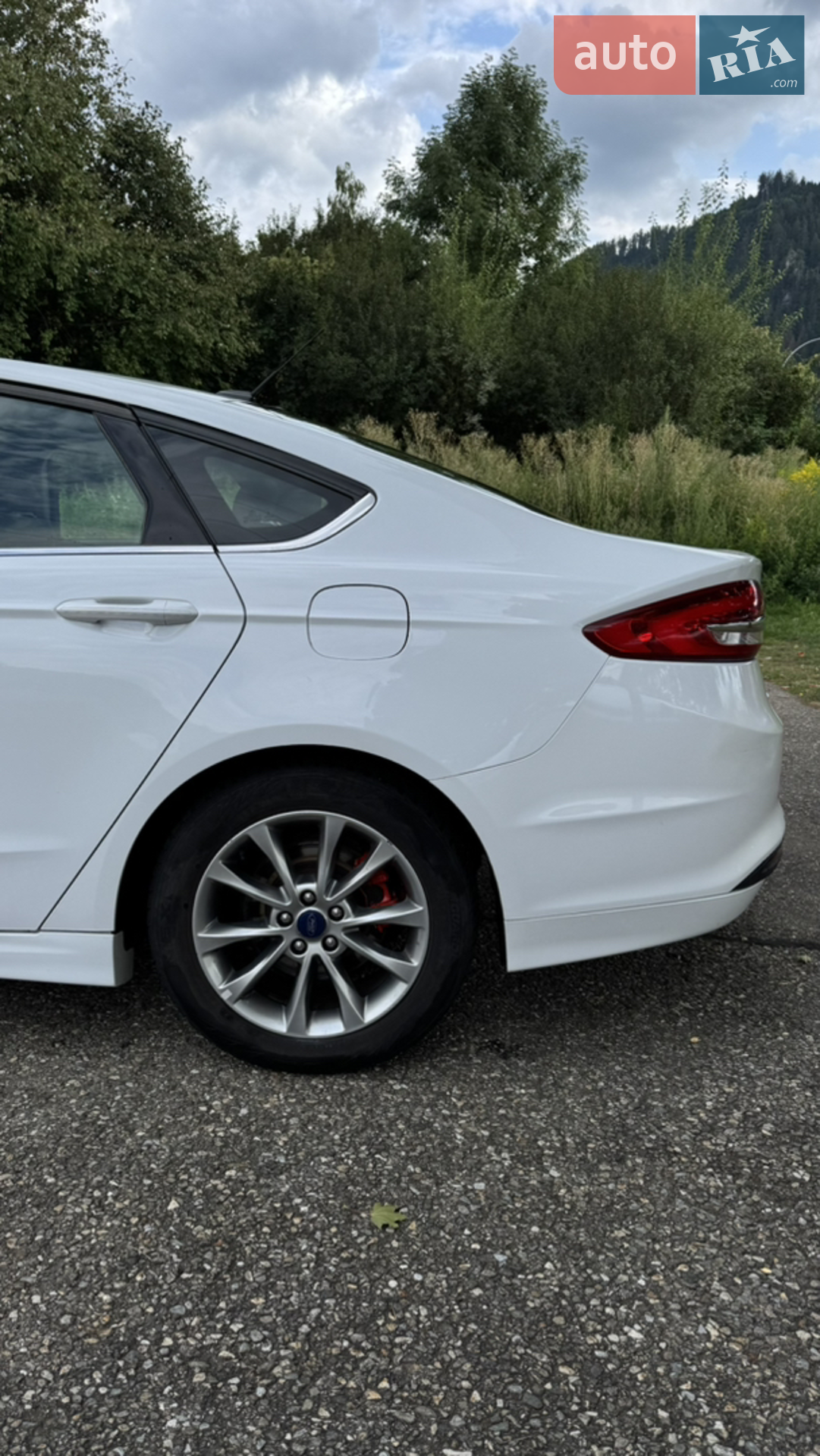 2017 Ford Fusion - мініатюра 16