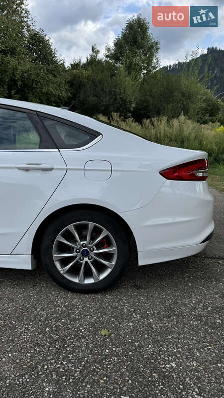 Седан Ford Fusion 2017 в Полтаві