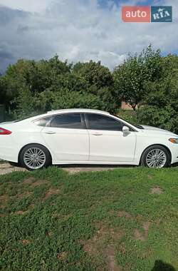 Седан Ford Fusion 2013 в Миргороде