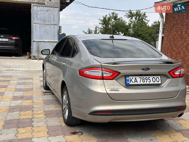 Седан Ford Fusion 2015 в Василькове