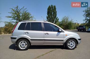 Хэтчбек Ford Fusion 2007 в 