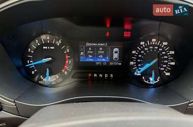 Седан Ford Fusion 2014 в 