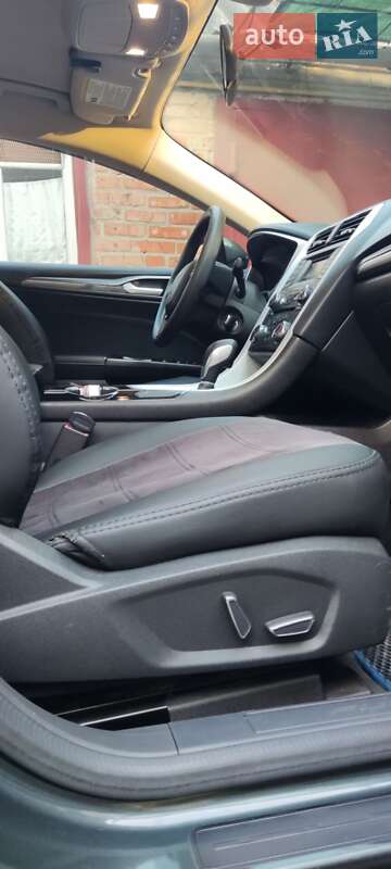 Седан Ford Fusion 2015 в Полтаве