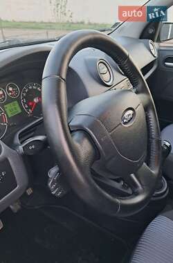 Хэтчбек Ford Fusion 2006 в 
