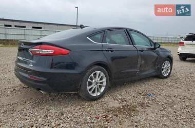 Седан Ford Fusion 2020 в 