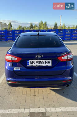 Седан Ford Fusion 2014 в 