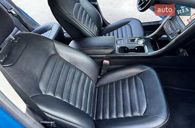 Седан Ford Fusion 2018 в 