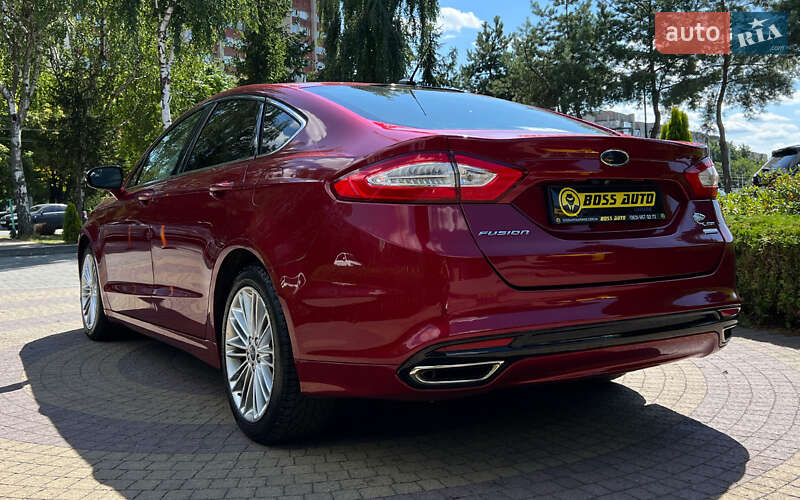 Седан Ford Fusion 2016 в Львові