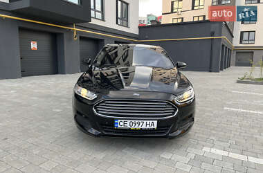 Седан Ford Fusion 2016 в 