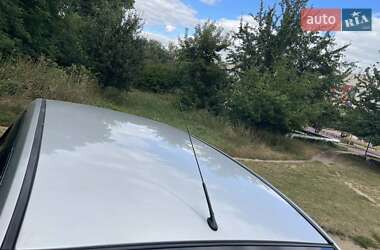 Хэтчбек Ford Fusion 2012 в 