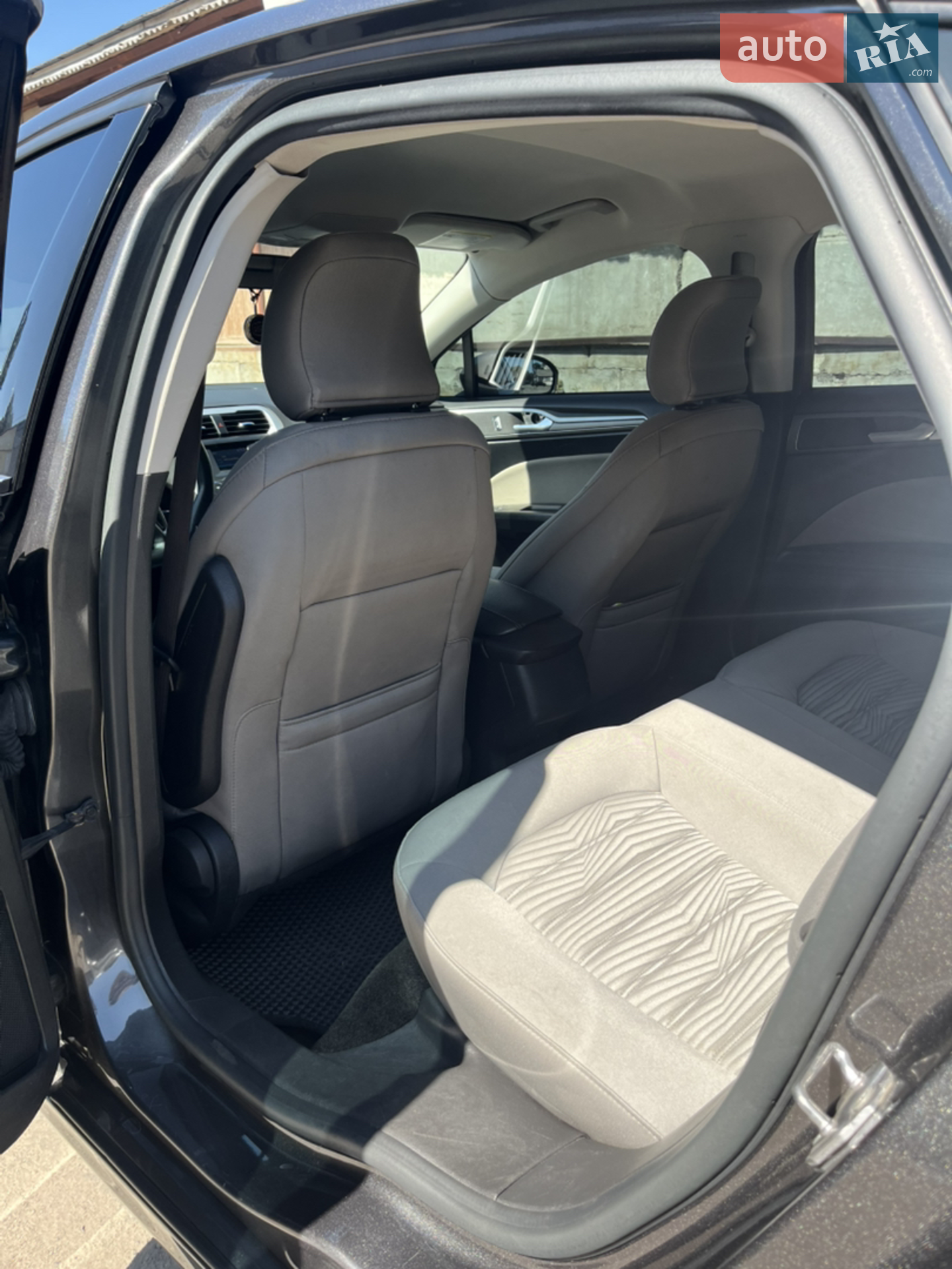 2016 Ford Fusion - мініатюра 10