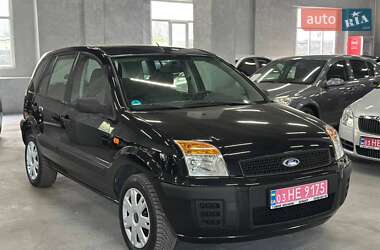 Хэтчбек Ford Fusion 2006 в 