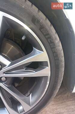 Седан Ford Fusion 2019 в 