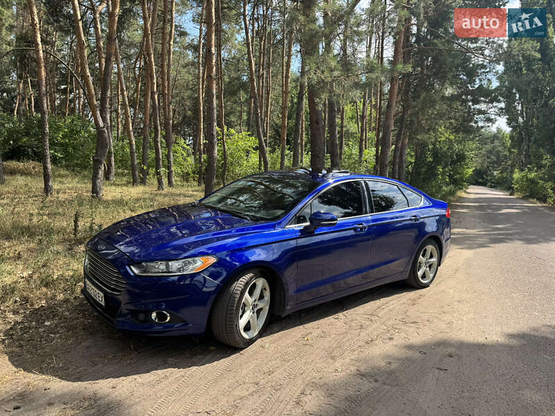 Седан Ford Fusion 2014 в 