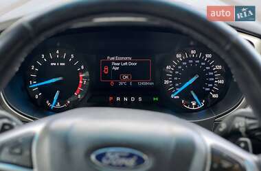 Седан Ford Fusion 2014 в 