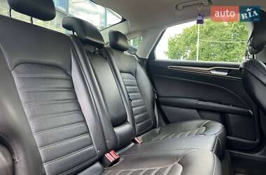 Седан Ford Fusion 2014 в 
