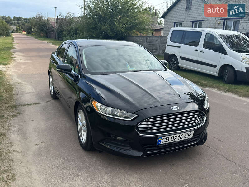 Седан Ford Fusion 2015 в Чернигове