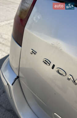Хэтчбек Ford Fusion 2010 в 