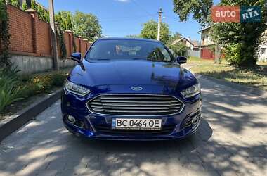 Седан Ford Fusion 2015 в Львові
