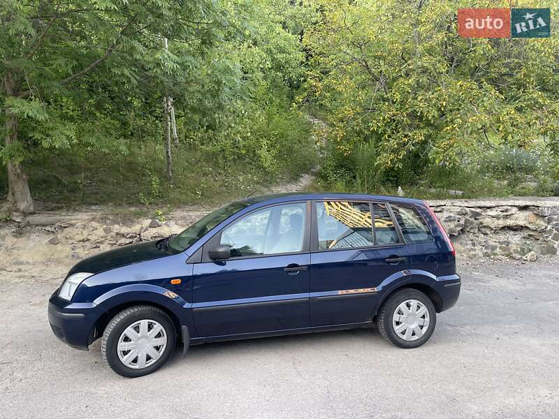 Хетчбек Ford Fusion 2004 в Рівному фото 12 Хетчбек Ford Fusion 2004 в Рівному