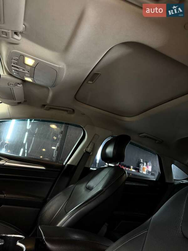 Седан Ford Fusion 2014 в Одесі