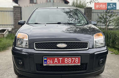Хэтчбек Ford Fusion 2006 в 