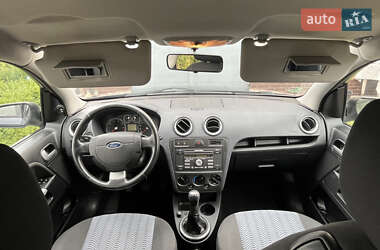 Хэтчбек Ford Fusion 2006 в 