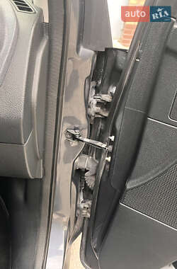 Хэтчбек Ford Fusion 2006 в 