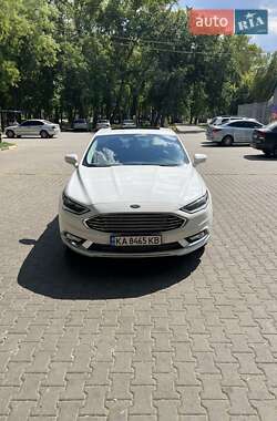Седан Ford Fusion 2018 в 