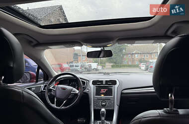 Седан Ford Fusion 2013 в 