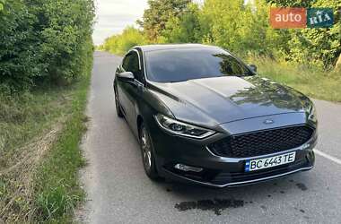 Седан Ford Fusion 2016 в 
