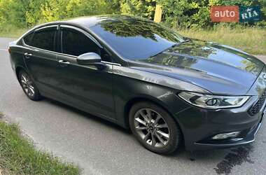 Седан Ford Fusion 2016 в 