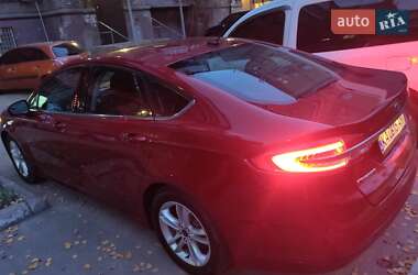 Седан Ford Fusion 2018 в 