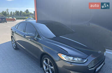 Седан Ford Fusion 2015 в 