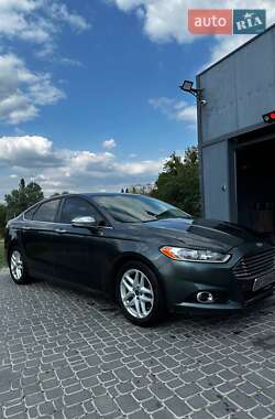 Седан Ford Fusion 2015 в Харкові