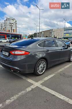 Седан Ford Fusion 2015 в 