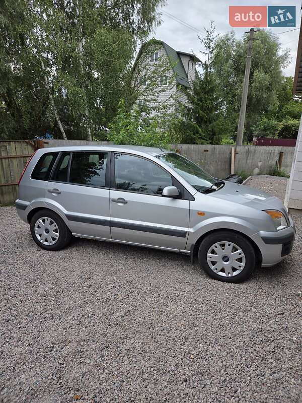 Хетчбек Ford Fusion 2009 в Києві фото 6 Хетчбек Ford Fusion 2009 в Києві